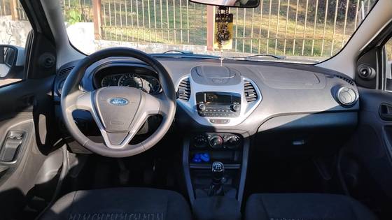 FORD KA 1.5 TI-VCT FLEX SE MANUAL FORD KA 1.5 TI-VCT FLEX SE MANUAL